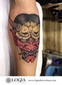 tatuaje-brazo-demonio-japones-barcelona-uri-torras       
